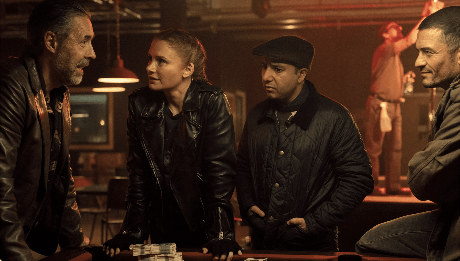 Bryce Dallas Howard and Orlando Bloom Battle Crime With Comedy in Amazon’s ‘Deep Cover’ Amazon Prime Video Trailer Crime Comedy